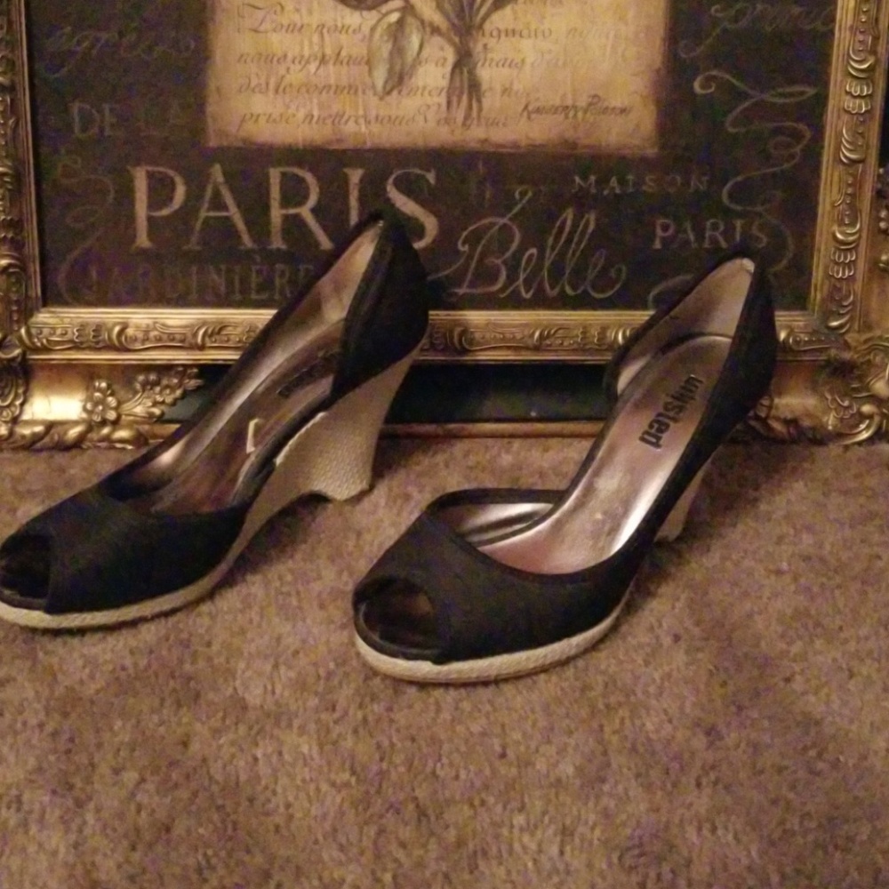 Woman's shoes